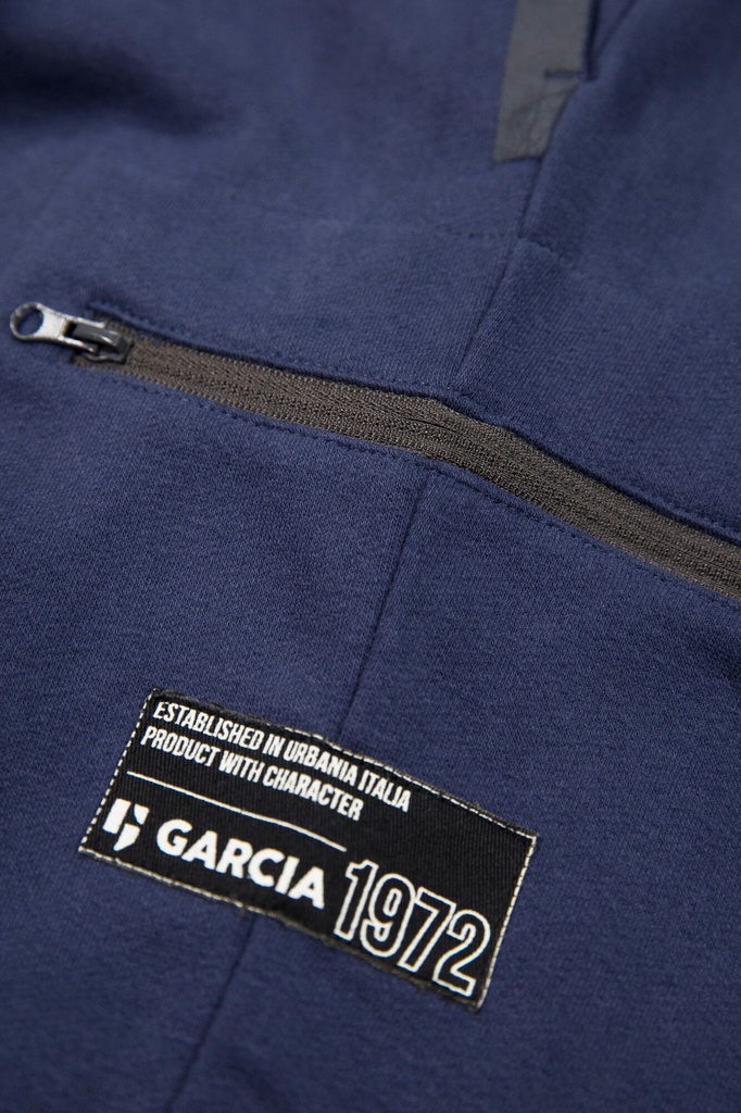 Garcia-P23715-2858_4